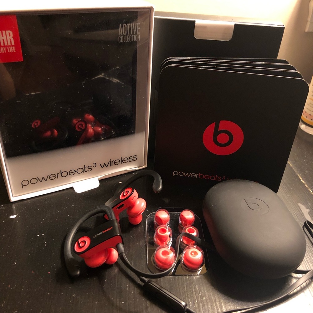 *SOLD* Beats byDre Powerbeats3 wireless headphones